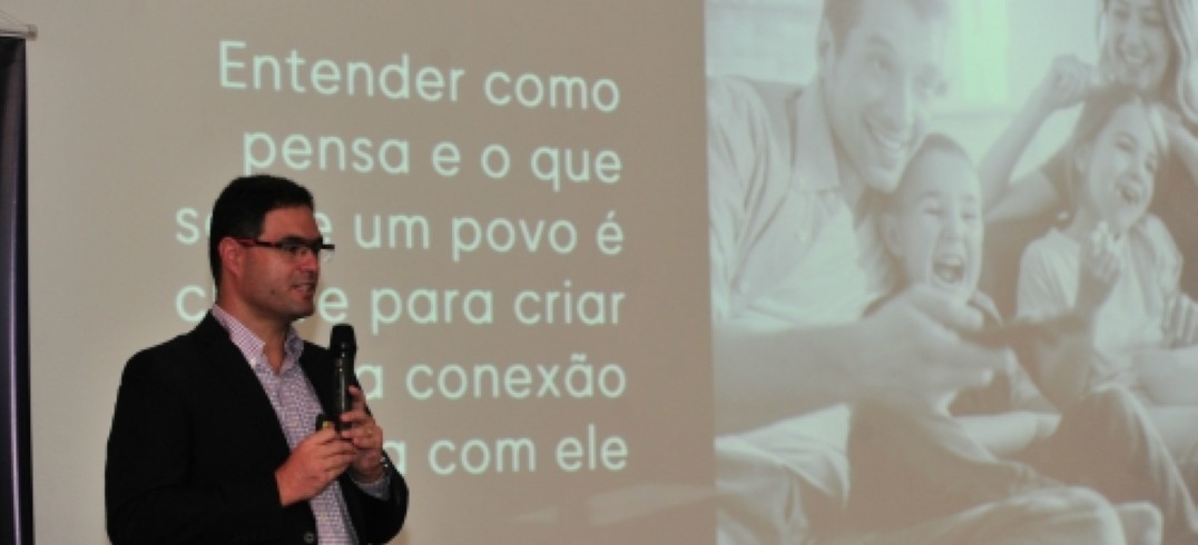 Diretor-executivo de Marketing do Grupo RBS, Marcelo Leite, analisa resultados do levantamento - Foto: Porthus Junior