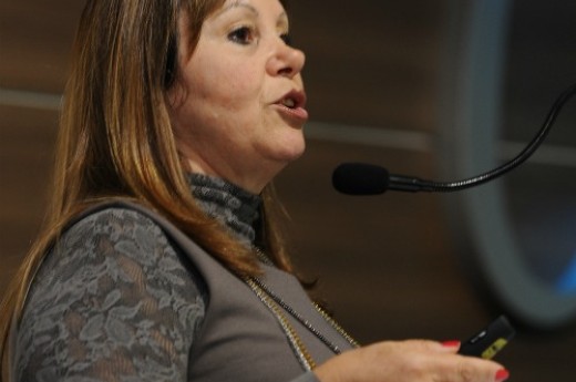 Carmem Níquel chamou a atenção para a responsabilidade de cada integrante da cadeia de geração de resíduos - Foto: Marina Granzotto