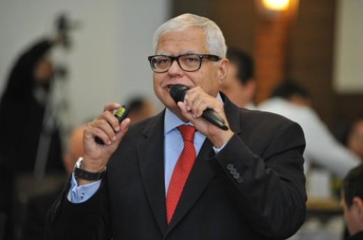 Antonio Celso Ribeiro Brasiliano palestrou hoje na CIC em reunião-almoço comemorativa aos 20 anos do Grupo Fortaleza - Foto: Julio Soares/Objetiva
