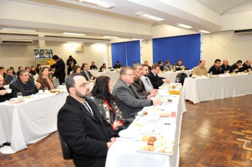 Diretores da CIC presentes ao evento de lançamento da campanha - Foto: Andréia Copini