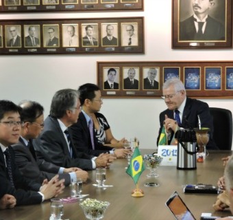 Presidente da CIC em encontro com comitiva chinesa que visita Caxias do Sul - Foto: Cristiane Carvalho/CIC
