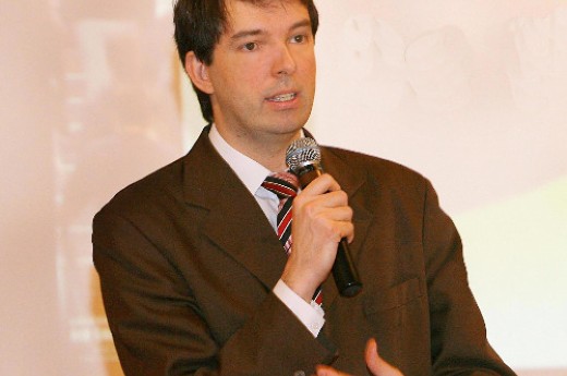 Fernando Schüler coloca em discussão o Rio Grande do Sul na reunião-almoço. Foto divulgação.