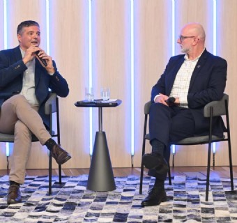 Painel de perguntas ao palestrante mediado pelo presidente Ubiratã Rezler - Foto: Júlio Soares/Objetiva