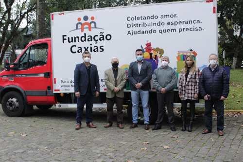 Solenidade de entrega do veículo foi realizada nessa terça-feira (15) - Foto: Karine Zanardi dos Santos/CIC Caxias
