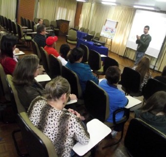Diretores de Desenvolvimento e Competitividade atualizaram colaboradores sobre andamento do Projeto. Fotos divulgação CIC