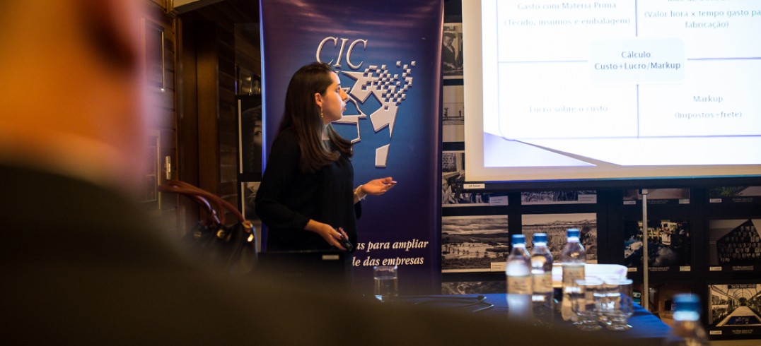 Iniciativa da CIC Jovem premia formandos de graduação da UCS - Foto: Lucas Lermen