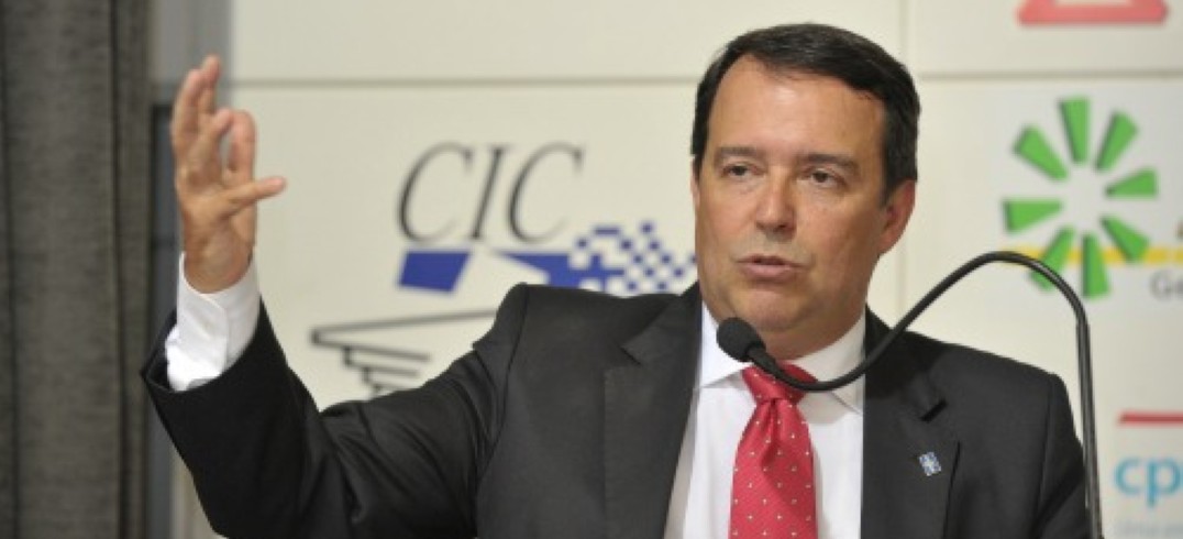 Carlos Alberto dos Santos palestrou em reunião-almoço da CIC alusiva aos 10 anos da GarantiSerra - Foto: Julio Soares/Objetiva
