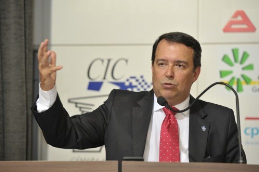 Carlos Alberto dos Santos palestrou em reunião-almoço da CIC alusiva aos 10 anos da GarantiSerra - Foto: Julio Soares/Objetiva