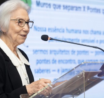 Religiosa premiada pelo ACNUR palestrou na RA desta segunda-feira (29) - Foto: Júlio Soares