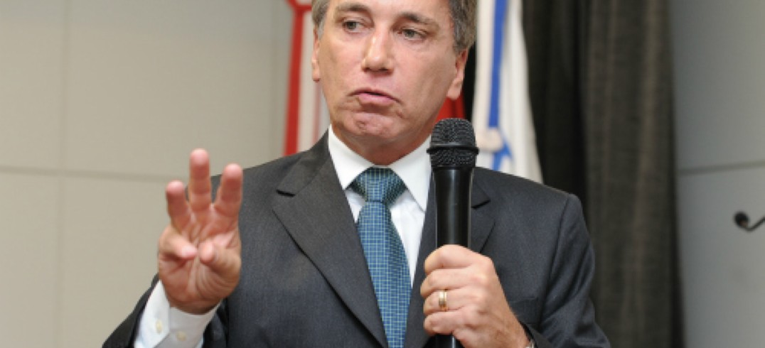 Na CIC, Germano Rigotto defendeu reformas tributária e política e pacto federativo. Foto Julio Soares