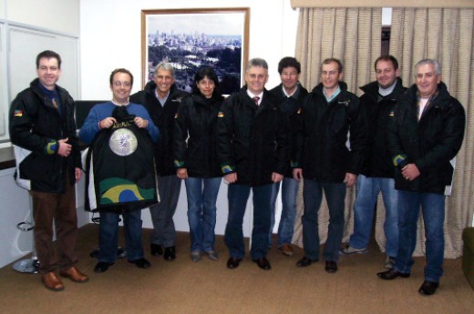 Grupo de nove pessoas vai avaliar os desafios para tornar Caxias campo base em 2014. Foto Greice Tedesco.