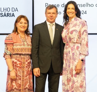 Beatriz Cargenato da Silva (E), Celestino Oscar Loro (C) e Grasiela Tesser (D) - Foto: Júlio Soares/Objetiva