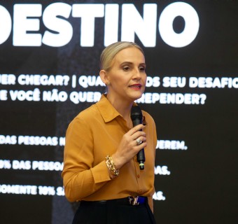 Fernanda Tochetto incentivou o público da RA CIC a praticar a inteligência emocional nos negócios. Foto: Júlio Soares/Objetiva