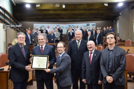 CIC presente na homenagem da Câmara de Vereadores ao Simecs - Foto: Clever Moreira