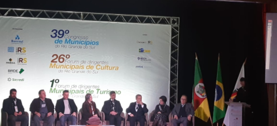 CIC presente nas atividades do 39º Congresso da Famurs, em Bento Gonçalves - Foto: Maria Cecília Pozza