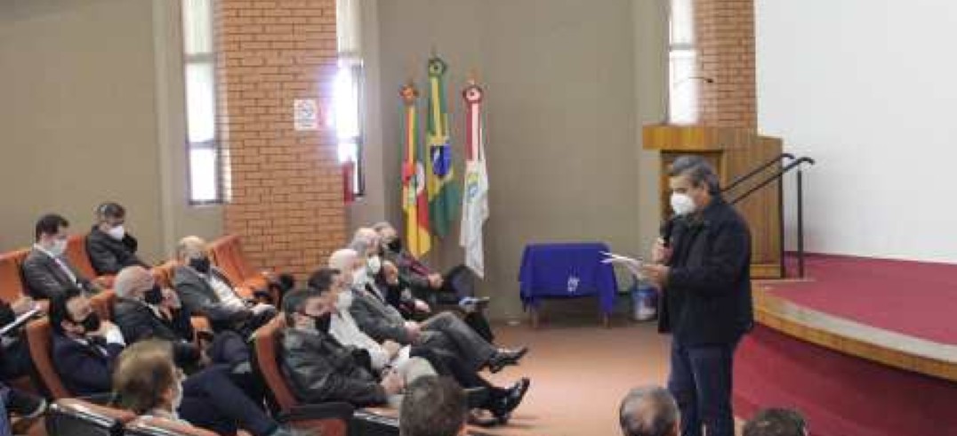 Uma das reuniões do Corede Serra na CIC Caxias para debater o plano de concessões de rodovias - Foto: Bianca Gonçalves/CIC Caxias