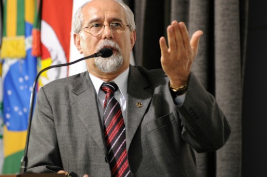 Entre as principais lutas de Valdir Pietrobon estão redução da carga tributária e desburocratização. Foto Júlio Soares