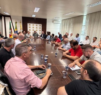 Encontro marcou aproximação da nova gestão da entidade e alinhamento institucional com o Executivo municipal - Foto: Denise Suzin Borges/CIC Caxias