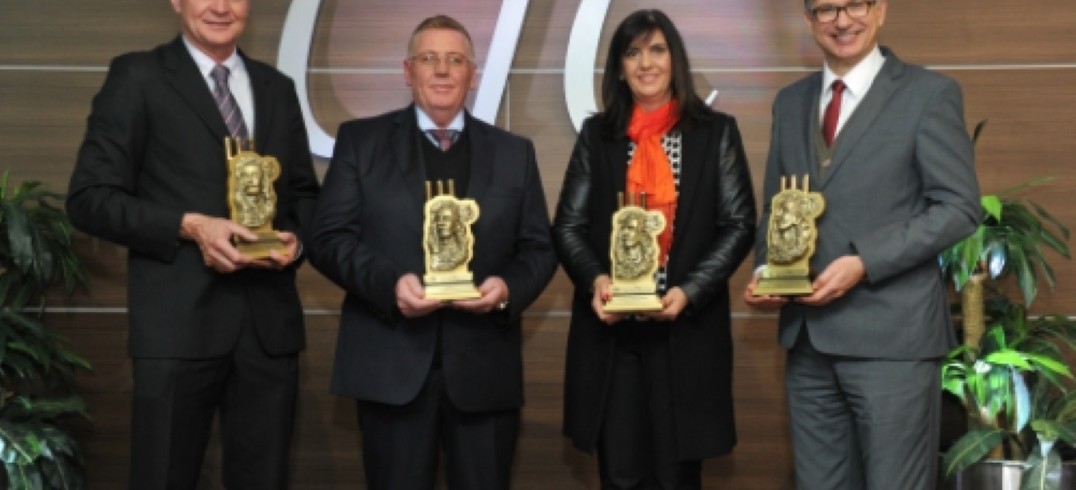 Representantes da Vivelle, G.Paniz, Instituto Elisabetha Randon e UCS, as agraciadas com o Troféu Ítalo Victor Bersani - Foto: Julio Soares