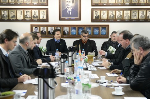 Lideranças empresariais apresentaram demandas e ouviram planos executados pela gestão do prefeito Daniel Guerra - Foto: Mateus Argenta