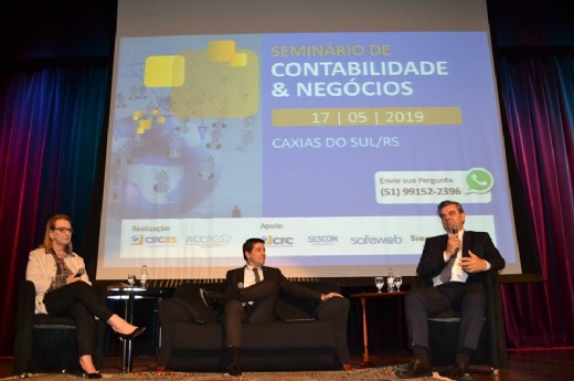 Ivanir Gasparin palestrou no Seminário de Contabilidade & Negócios de Caxias do Sul