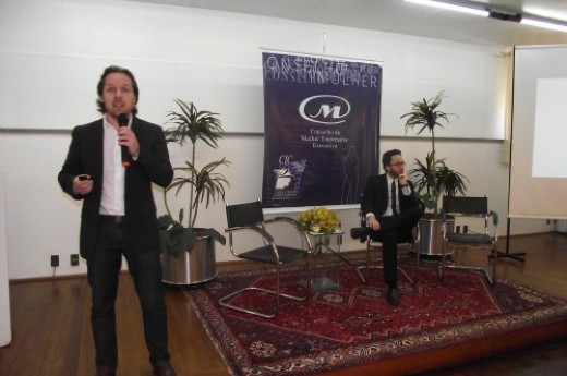 Diretores da agência SPR, de Novo Hamburgo, falaram sobre classe C na CIC. Foto divulgação CIC.