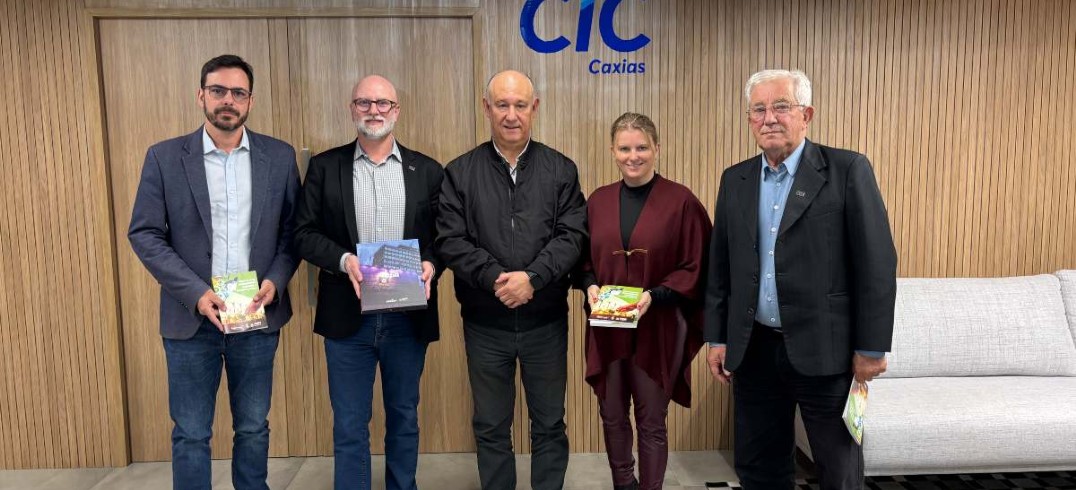 Encontro foi acompanhado pelos presidentes dos três conselhos da entidade - Foto: Denise Suzin Borges/CIC Caxias