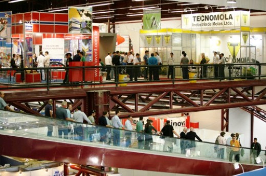 Feira acontece no Centro de Eventos da Festa da Uva - Foto: Divulgação