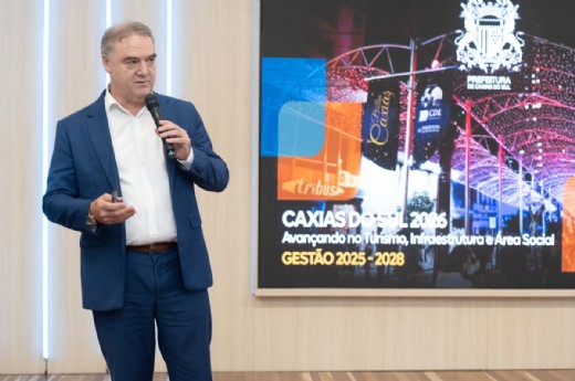 O prefeito em exercício de Caxias do Sul, Edson Néspolo, foi o palestrante da primeira RA do ano - Foto: Júlio Soares