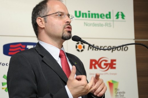 Erik Camarano sugeriu que empresários financiem programa de gestão pública - Foto: Julio Soares
