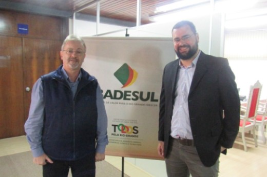Diretor-executivo da CIC, Gelson Dalberto, e o assistente especial do Badesul Juliano Balestrin - Foto: Candice Giazzon/CIC