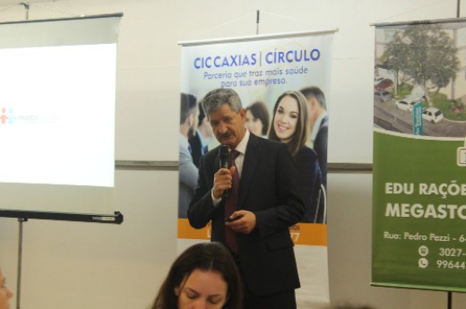 Presidente do movimento, Carlso Zignani, foi o palestrante do evento promovido pelo Conselho da Empresária - Foto: Candice Giazzon/CIC