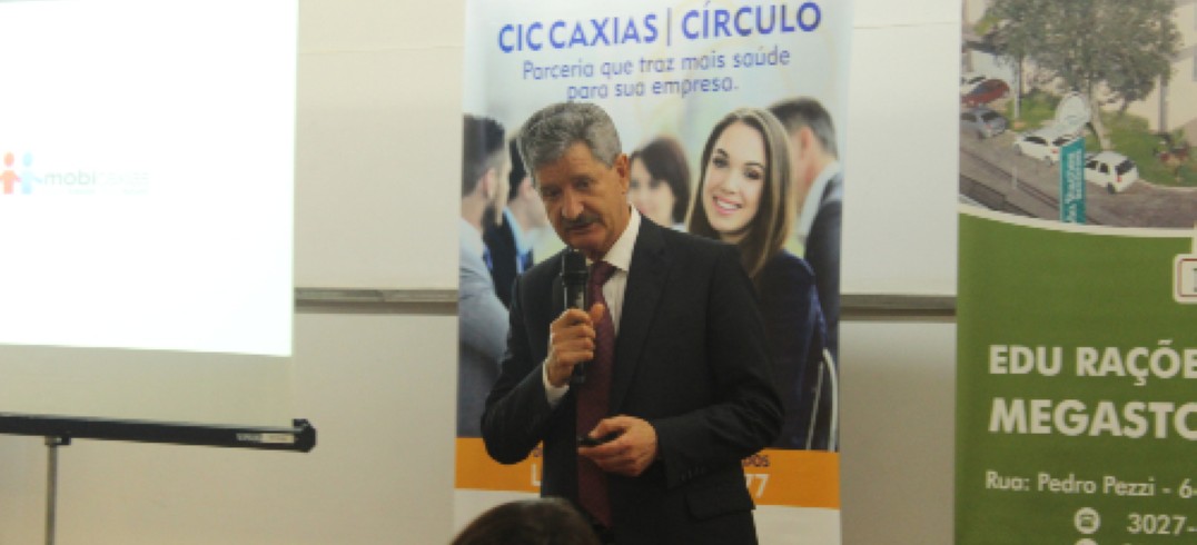 Presidente do movimento, Carlso Zignani, foi o palestrante do evento promovido pelo Conselho da Empresária - Foto: Candice Giazzon/CIC