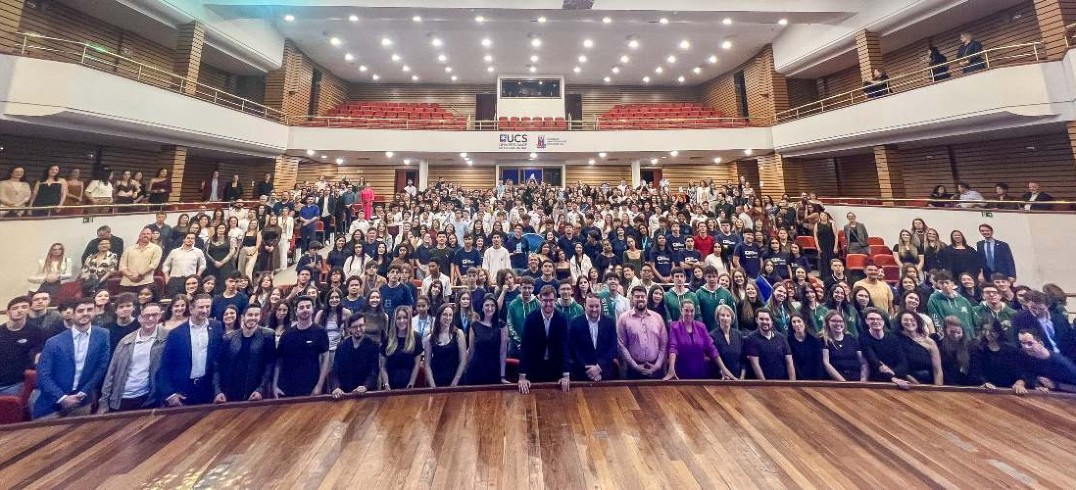 Edição de 2026  foi encerrada no sábado (18), com a cerimônia de formatura realizada no UCS Teatro - Foto: Matheus Samudio