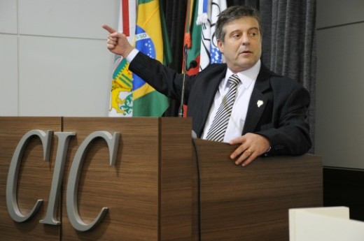Na CIC, ministro da Agricultura, Pecuária e Abastecimento falou sobre a nova política agrícola brasileira. Foto Julio Soares.