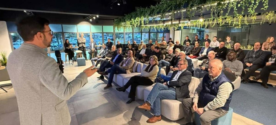 Comitiva foi recebida por lideranças da CIC Caxias para troca de experiências - Foto: Rogério Pizzolatto