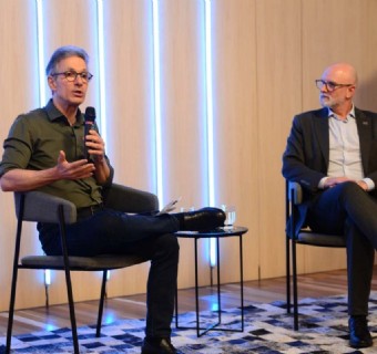 Romeu Zema e o presidente da CIC Caxias, Ubiratã Rezler - Foto: Antônio Machado