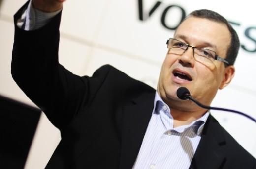 Gerente de Comunicação da Petrobras, Eraldo Careiro, falou sobre a importância da imagem na reunião-almoço da CIC de Caxias do Sul. Foto Júlio Soares.