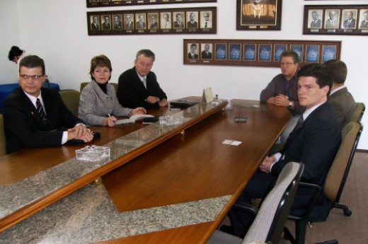Comitiva foi recebida pela diretor-executivo da CIC