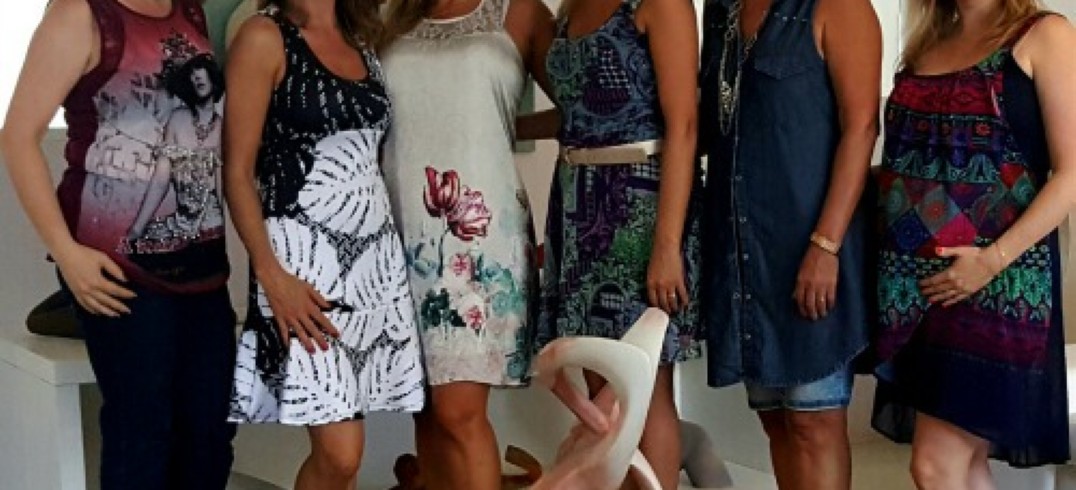 Elisa Zattera e Zeli Dambros, ao centro, com integrantes do Conselho da Empresária - Foto: Micheli Santos