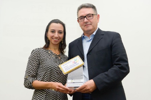 José Quadros dos Santos recebeu distinção em solenidade na noite dessa terça-feira (6), no Centro Administrativo - Foto: Mateus Argenta