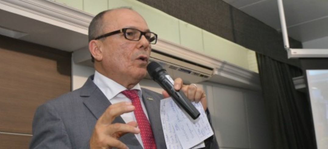 Honório Pinheiro palestrou na última reunião-almoço do ano na CIC - Foto: Gilmar Gomes