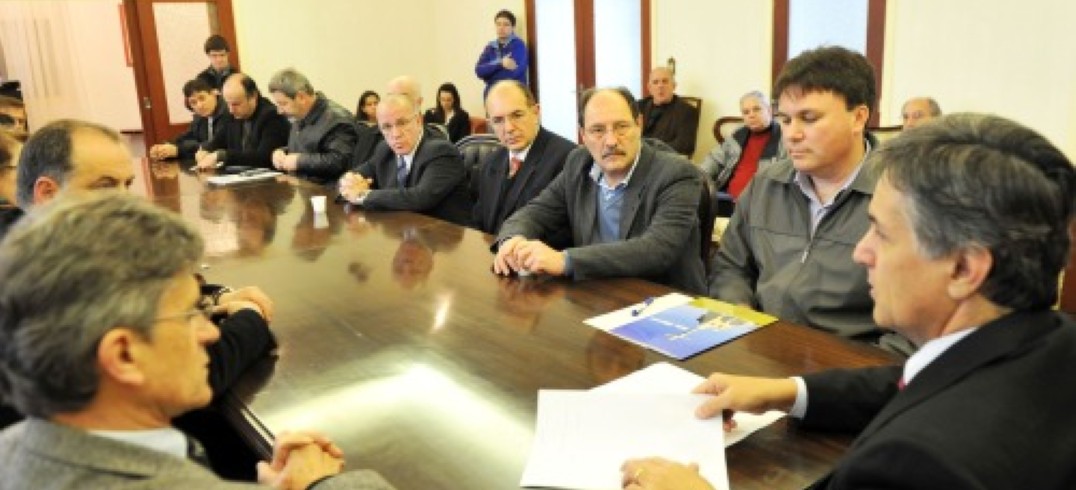 Encontro reuniu representantes de 10 municípios da Região - Foto: Luiz Chaves