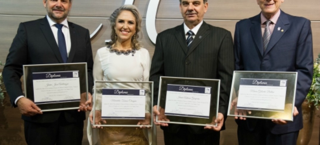 Jaime Andreazza, Maristela Chiappin, Ivanir Gasparin e Mauro Bellini assumem cargos em 1º de janeiro - Foto: Julio Soares/Objetiva