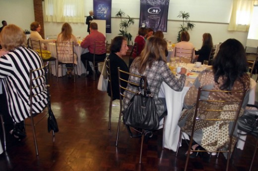Bispo da Diocese de Caxias do Sul foi o convidado do Café com Informação, na CIC .