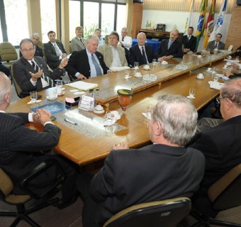 Tigre se reuniu com a CIC e Sindicatos Patronais momentos antes da reunião-almoço Foto:Julio Soares