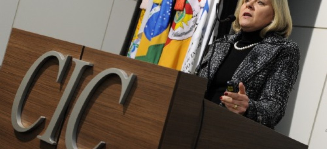 Vice-presidente do Conselho Regional de Contabilidade do RS Tanha Schneider destacou vantagens na CIC. Foto Júlio Soares