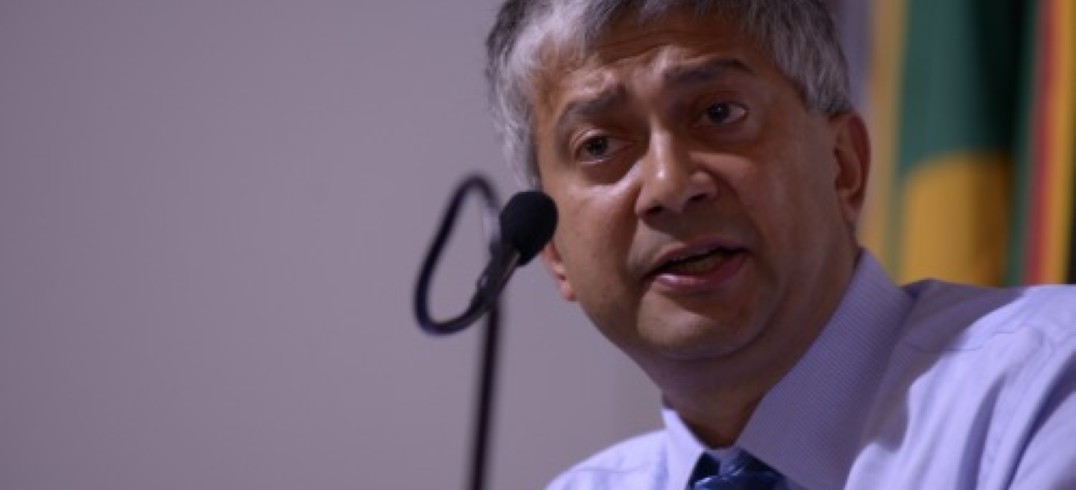 Em palestra na CIC, diretor de centro de inovação internacional desmistificou a inovação, item vital para a competitividade das empresas