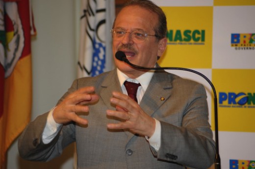 Ministro da Justiça palestrou na CIC nesta quinta-feira