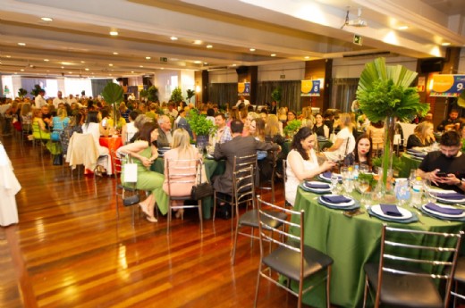 Público lotou restaurante da CIC Caxias para apreciar a culinária inspirada no tema Brasilidade - Crédito: Júlio Soares/Objetiva